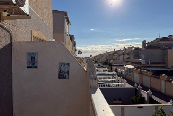 Herverkoop - Villa - Orihuela
