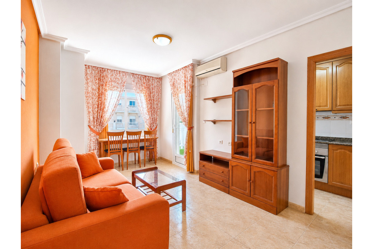 Resale - Apartment  - Torrevieja - Playa Del Cura