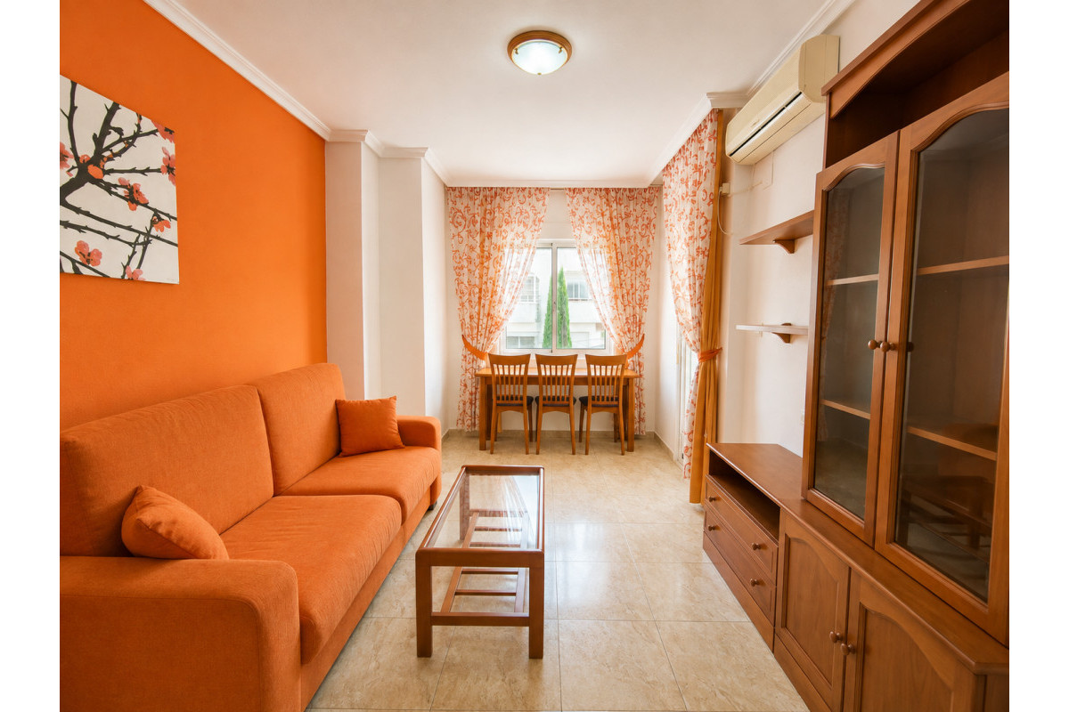 Resale - Apartment  - Torrevieja - Playa Del Cura