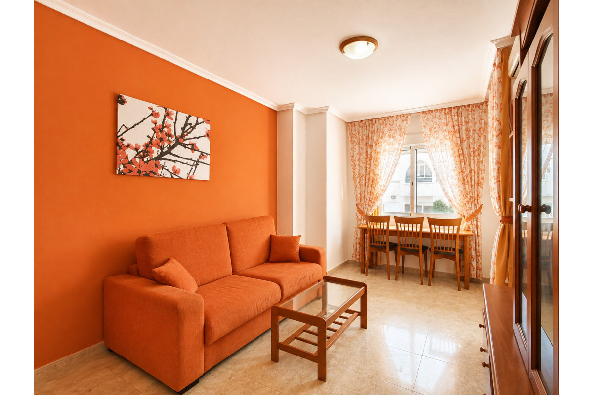 Resale - Apartment  - Torrevieja - Playa Del Cura
