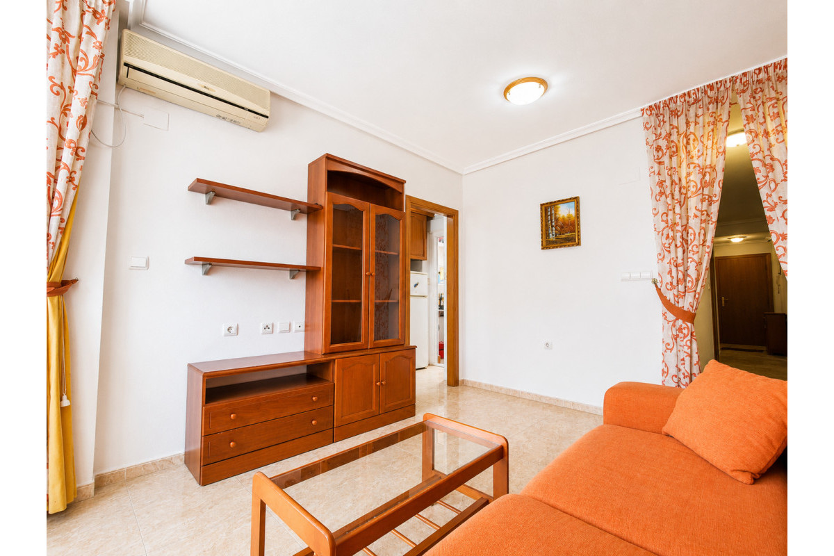 Resale - Apartment  - Torrevieja - Playa Del Cura