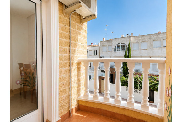 Resale - Apartment  - Torrevieja - Playa Del Cura