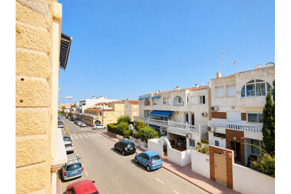 Resale - Apartment  - Torrevieja - Playa Del Cura