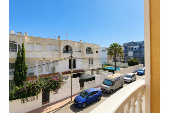 Resale - Apartment  - Torrevieja - Playa Del Cura