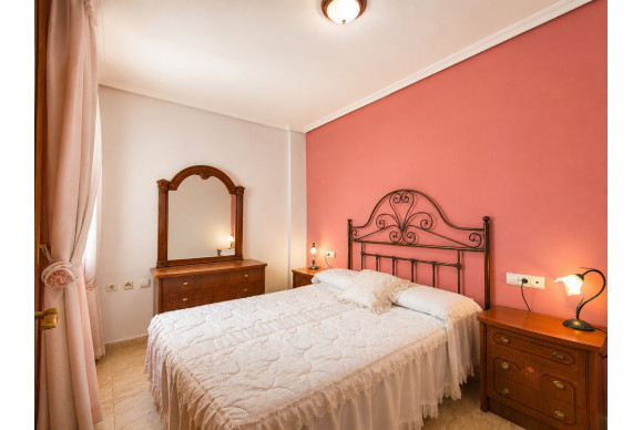 Resale - Apartment  - Torrevieja - Playa Del Cura