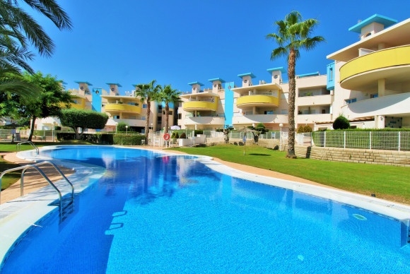 Resale - Apartment  - Villamartin