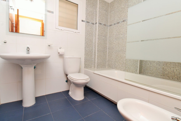 Resale - Apartment  - Villamartin