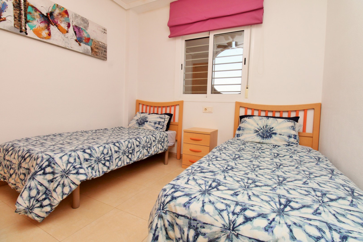 Resale - Apartment  - Villamartin