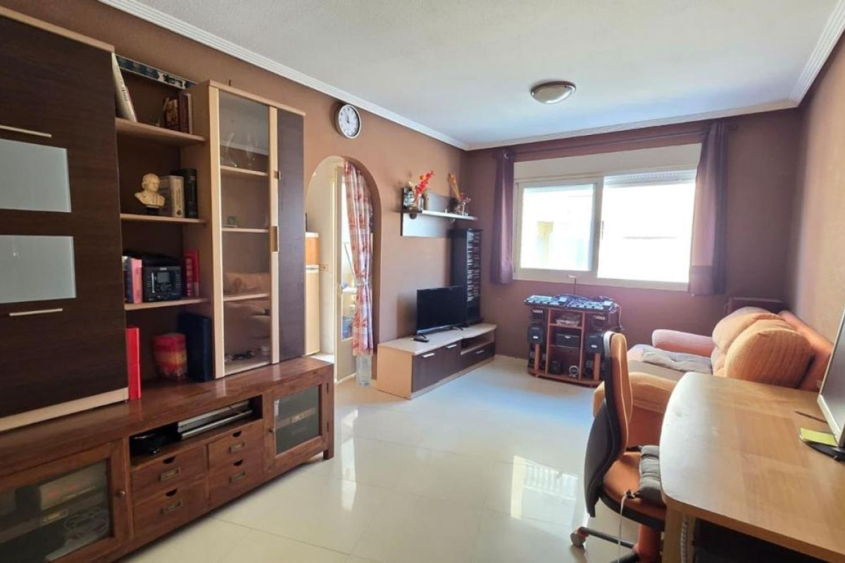 Resale - Apartment  - Torrevieja - torrevieja