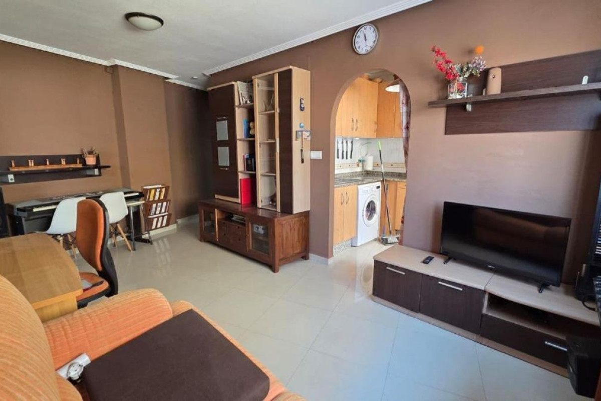 Resale - Apartment  - Torrevieja - torrevieja