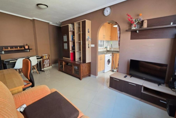 Resale - Apartment  - Torrevieja - torrevieja