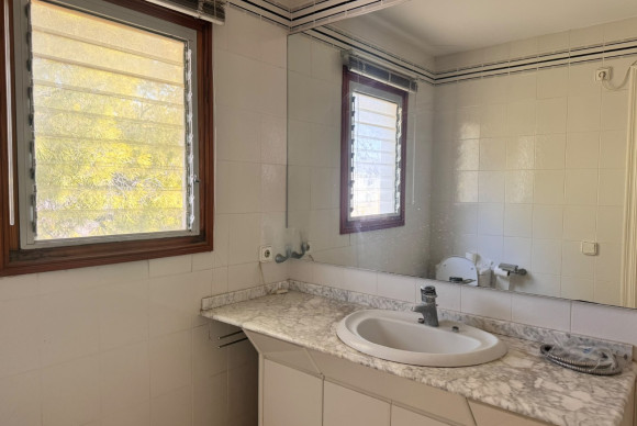 Herverkoop - Villa - Benidorm - Rincón de Loix