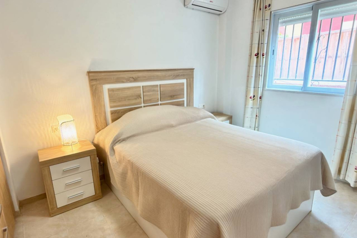 Revente - Villa - Daya Nueva