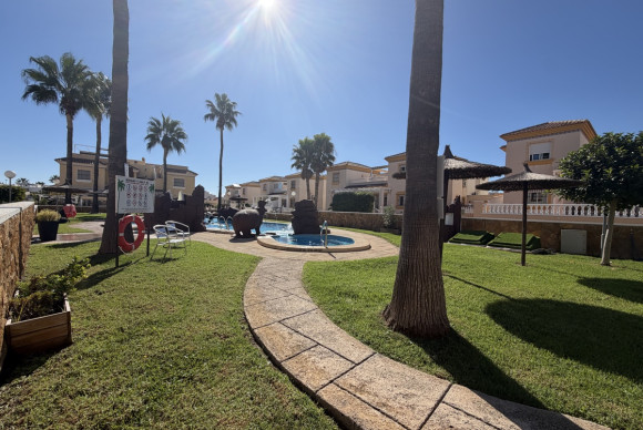Herverkoop - Appartement  - Orihuela Costa - Los Dolses