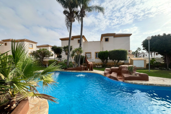 Herverkoop - Quad Woning - Orihuela Costa - Villamartin