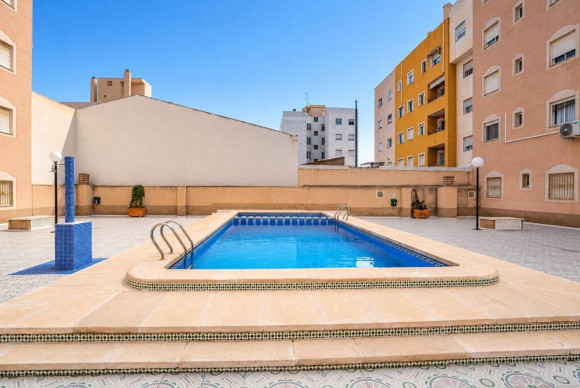 Reventa - Apartamento / piso - Torrevieja - torrevieja