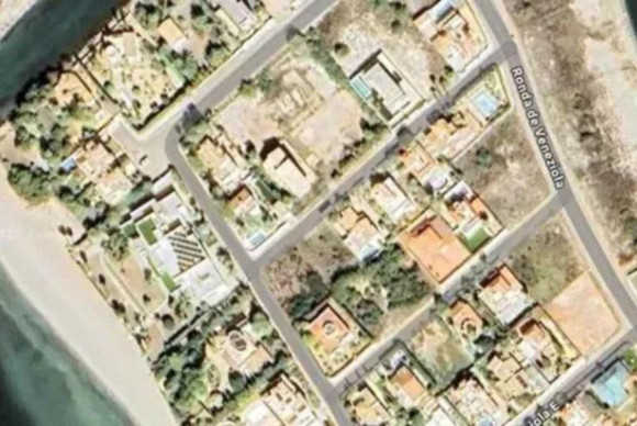 Reventa - Parcela / Terreno - La Manga del Mar Menor