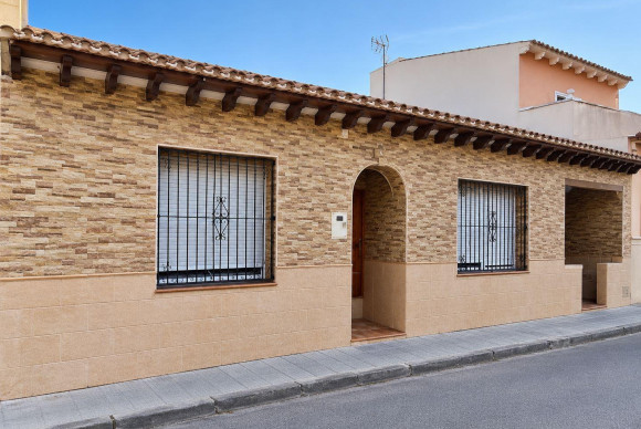 Reventa - House - Benferri - CENTRO