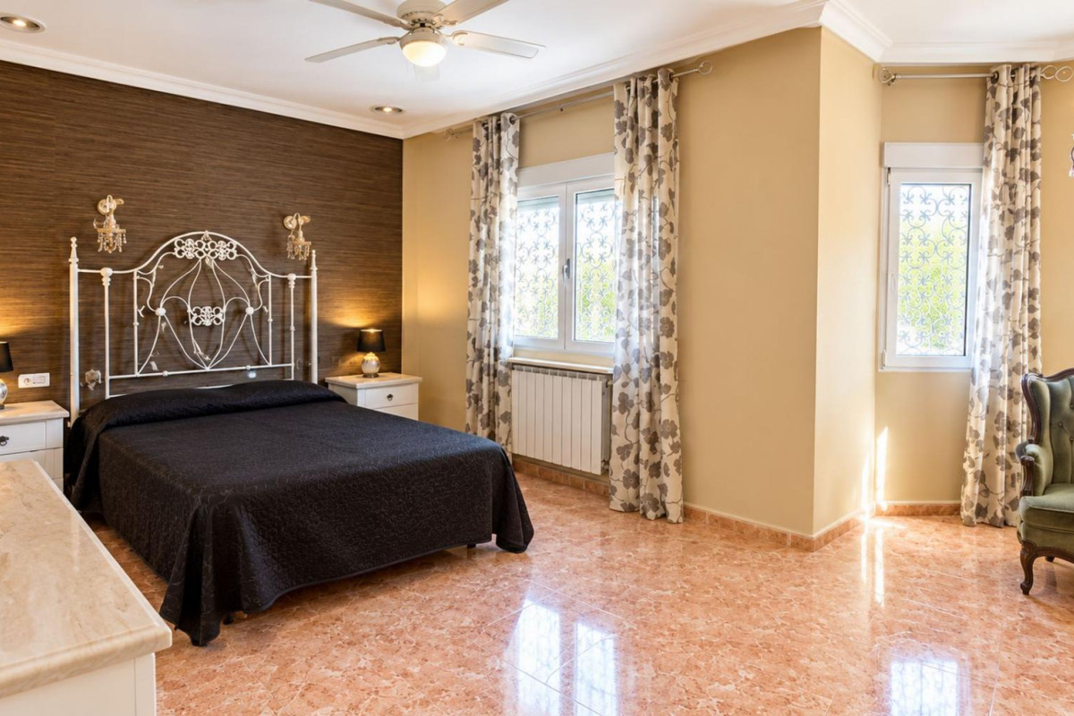 Reventa - House - Benferri - BENFIS PARK