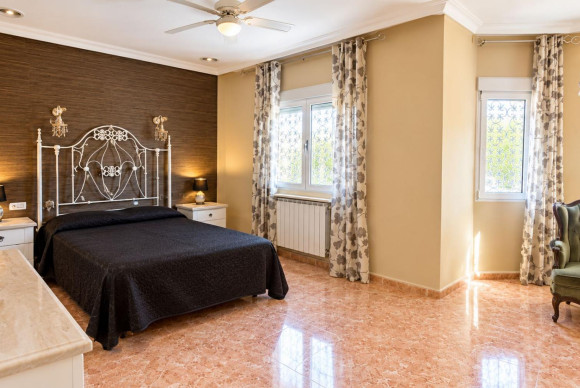 Reventa - House - Benferri - BENFIS PARK