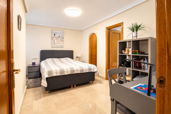 Reventa - Apartamento / piso - Torrevieja - torrevieja