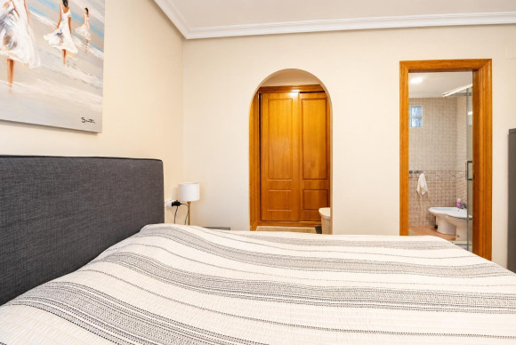 Reventa - Apartamento / piso - Torrevieja - torrevieja
