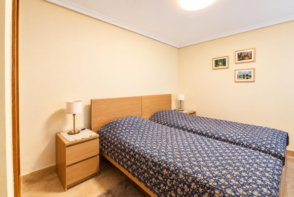 Reventa - Apartamento / piso - Torrevieja - torrevieja