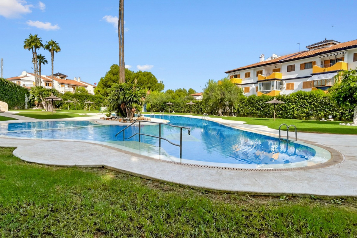 Reventa - Apartamento / piso - Mil Palmeras