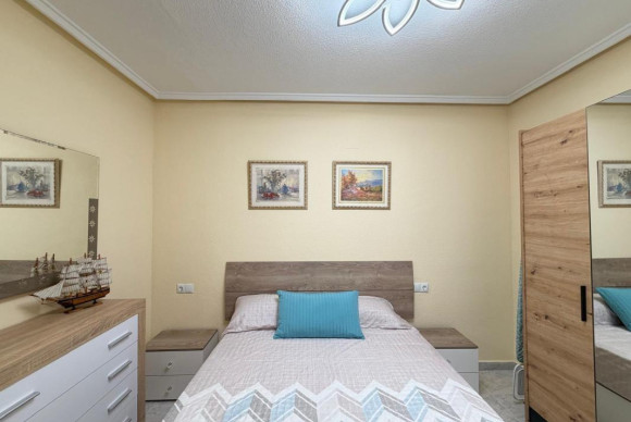 Herverkoop - Appartement  - Torrevieja - torrevieja