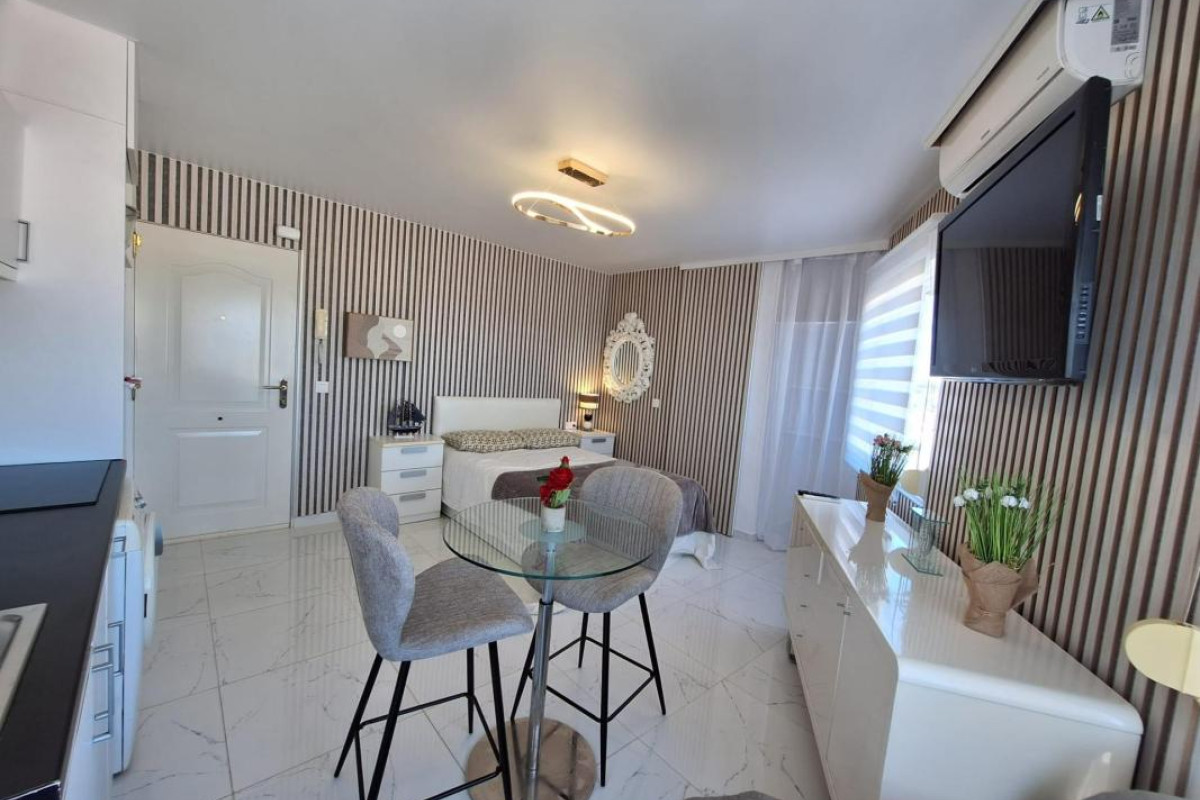 Resale - Apartment  - Torrevieja - torrevieja