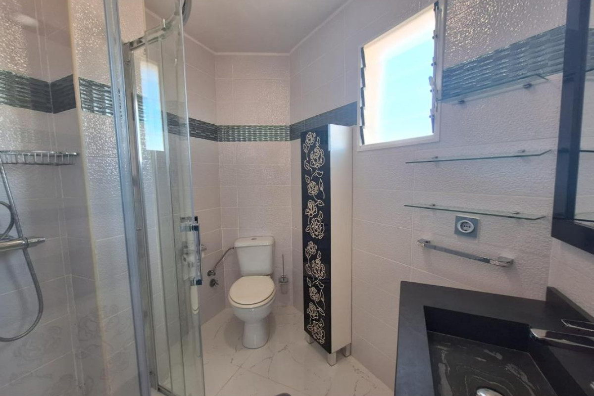Resale - Apartment  - Torrevieja - torrevieja
