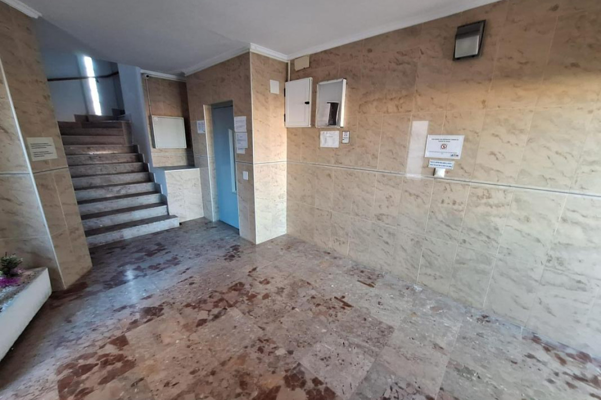 Resale - Apartment  - Torrevieja - torrevieja