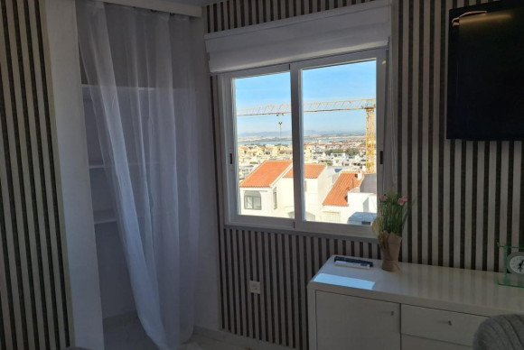 Resale - Apartment  - Torrevieja - torrevieja
