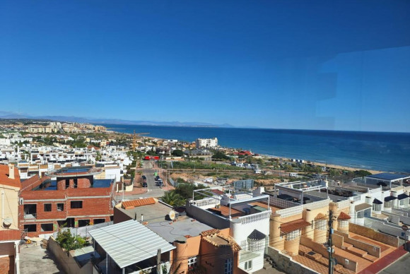 Resale - Apartment  - Torrevieja - torrevieja