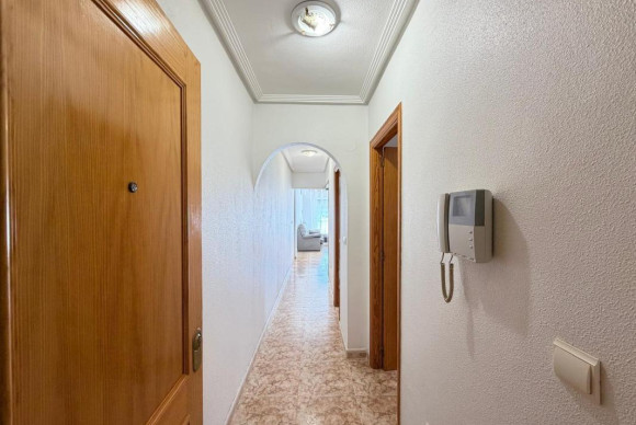 Resale - Apartment  - Torrevieja - torrevieja