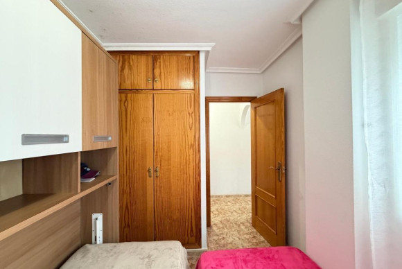 Resale - Apartment  - Torrevieja - torrevieja