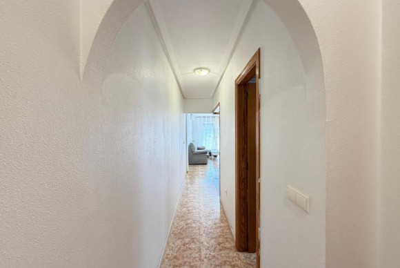 Resale - Apartment  - Torrevieja - torrevieja