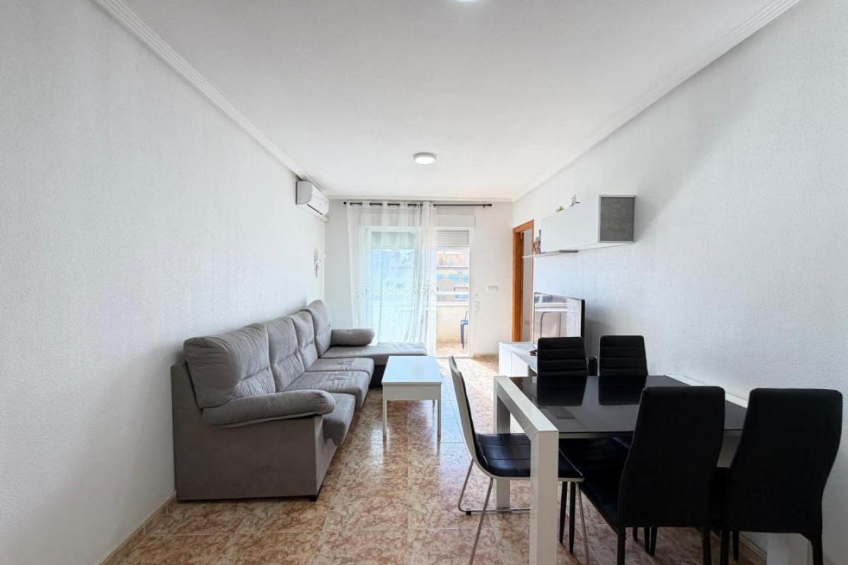 Resale - Apartment  - Torrevieja - torrevieja