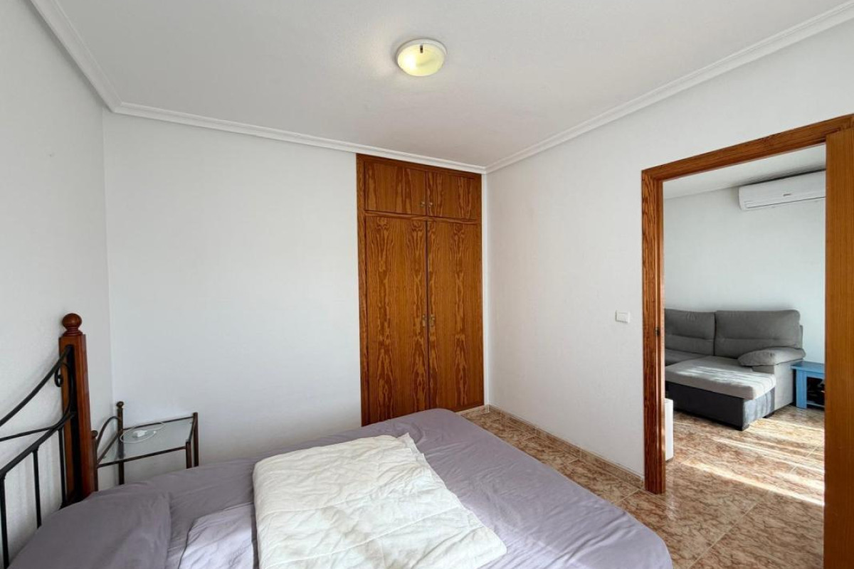 Resale - Apartment  - Torrevieja - torrevieja
