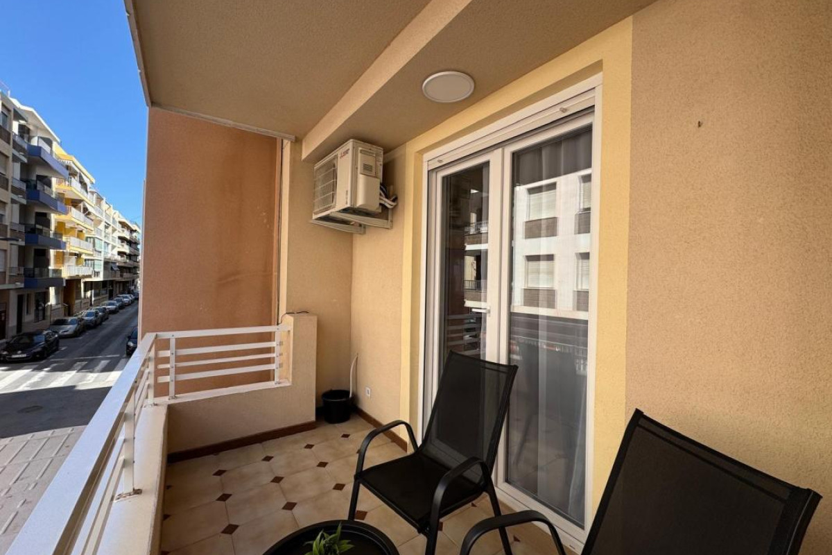 Herverkoop - Appartement  - Torrevieja - torrevieja