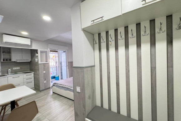 Herverkoop - Appartement  - Torrevieja - torrevieja