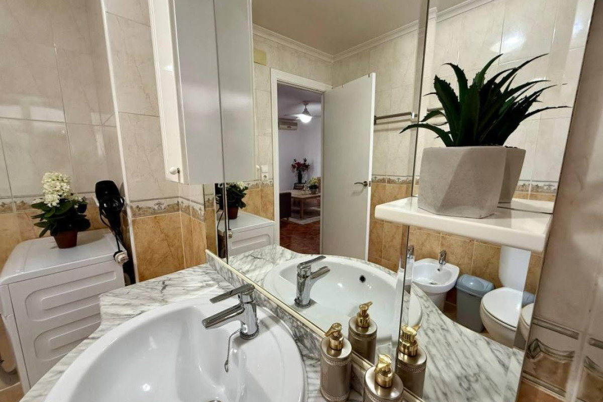 Reventa - Apartamento / piso - Torrevieja - torrevieja