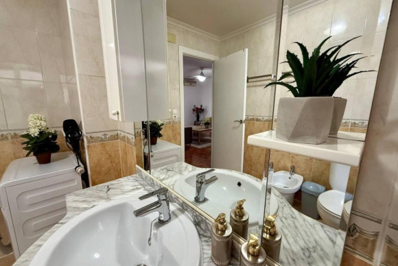 Reventa - Apartamento / piso - Torrevieja - torrevieja