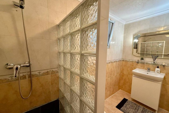 Reventa - Apartamento / piso - Torrevieja - torrevieja