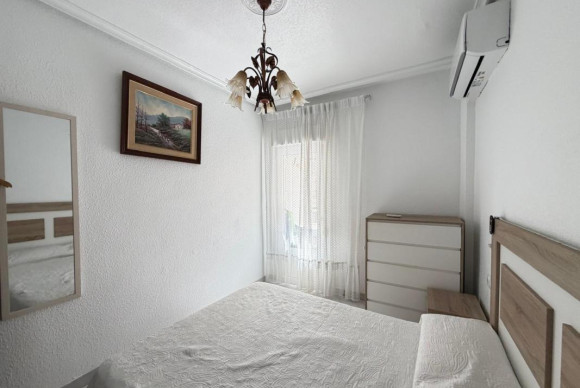 Resale - Apartment  - Torrevieja - torrevieja