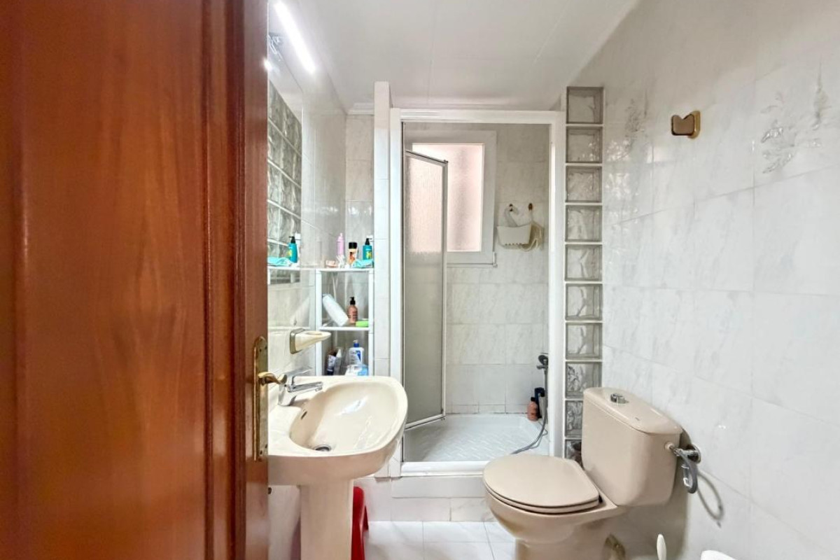 Resale - Apartment  - Torrevieja - torrevieja