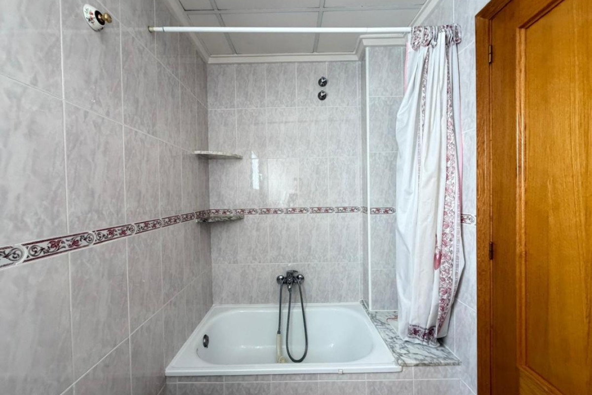 Herverkoop - Appartement  - Torrevieja - torrevieja