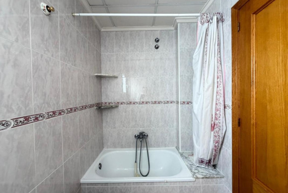 Herverkoop - Appartement  - Torrevieja - torrevieja