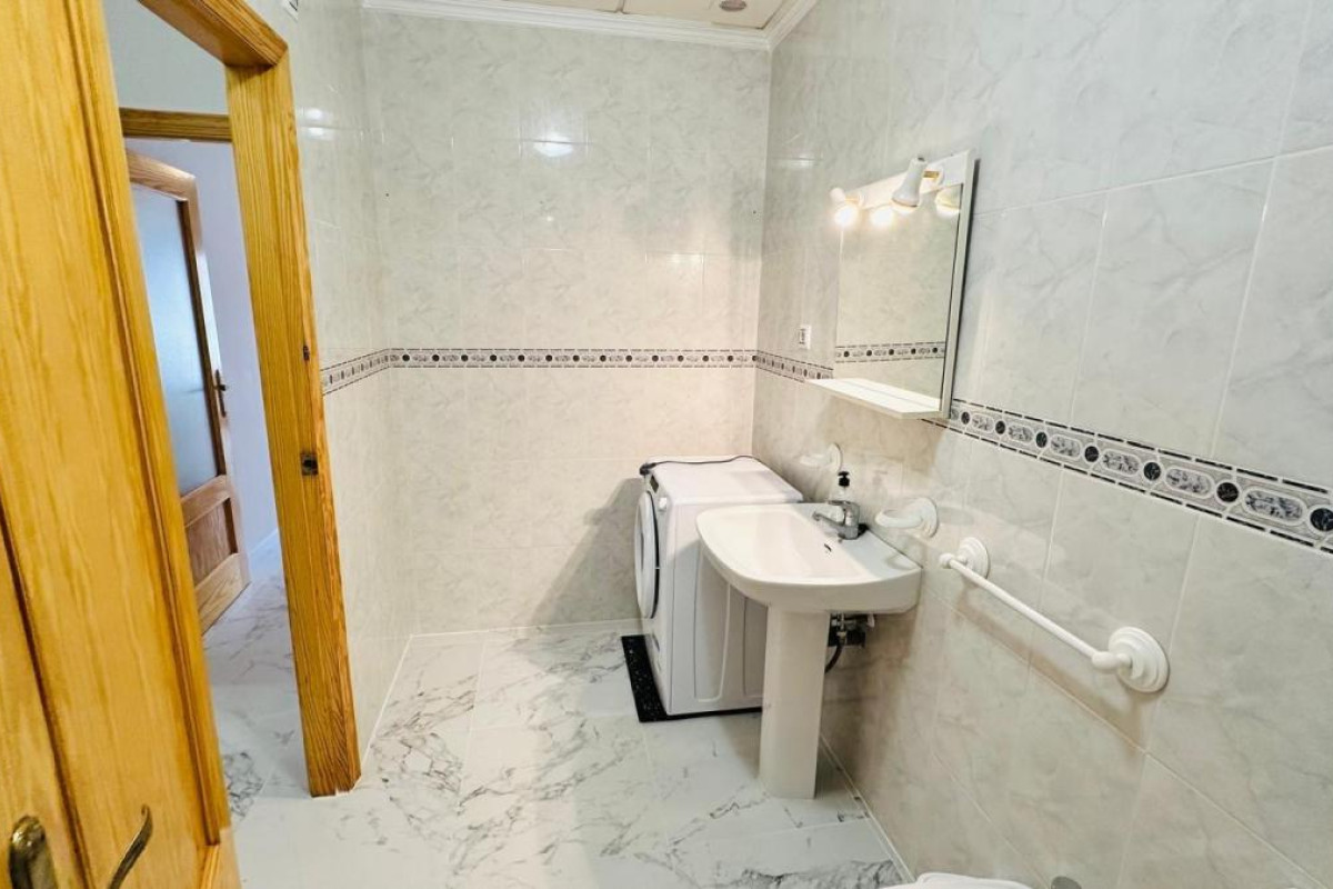 Reventa - Apartamento / piso - Torrevieja - torrevieja