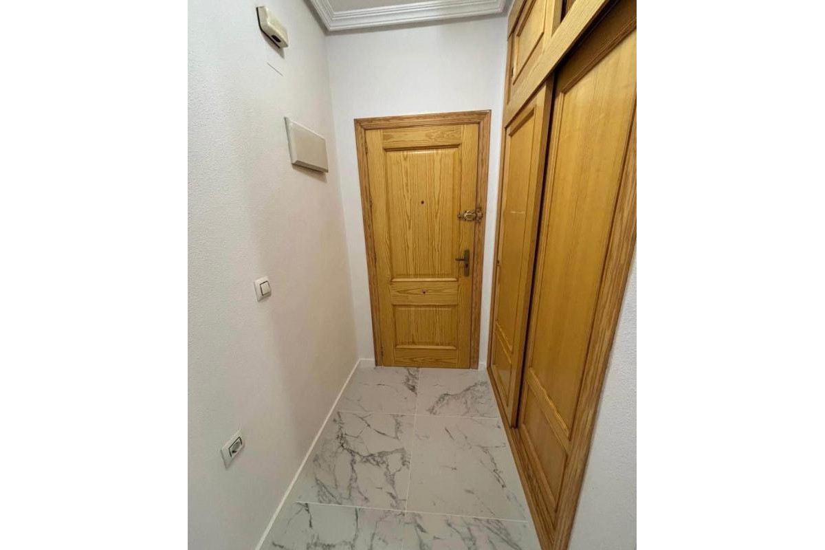 Reventa - Apartamento / piso - Torrevieja - torrevieja